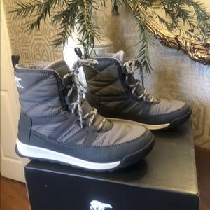 Sorel Whitney II boots booties size 7.5 EUC